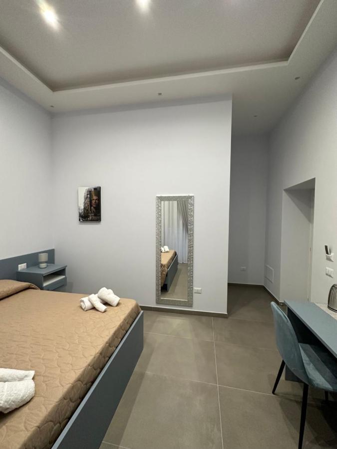 Casa Vacanze Sant'Agostino เนเปิลส์ ภายนอก รูปภาพ