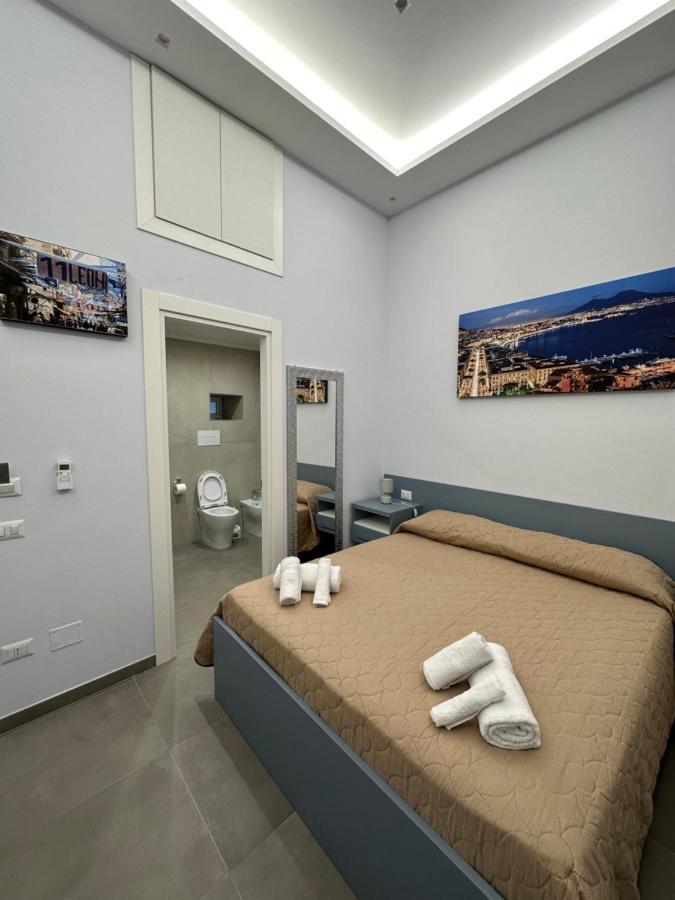 Casa Vacanze Sant'Agostino เนเปิลส์ ภายนอก รูปภาพ